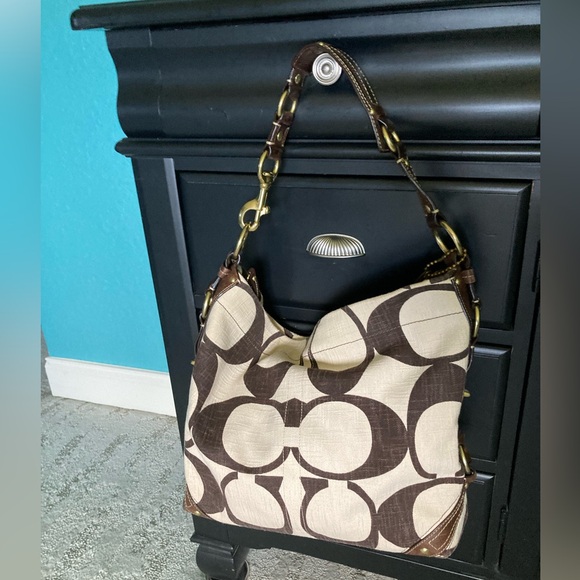 Authentic Coach Purse - Picture 4 of 11